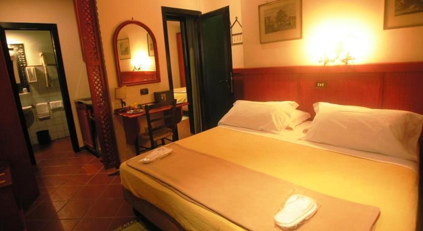 Hotel Toledo Napoli Esterno foto