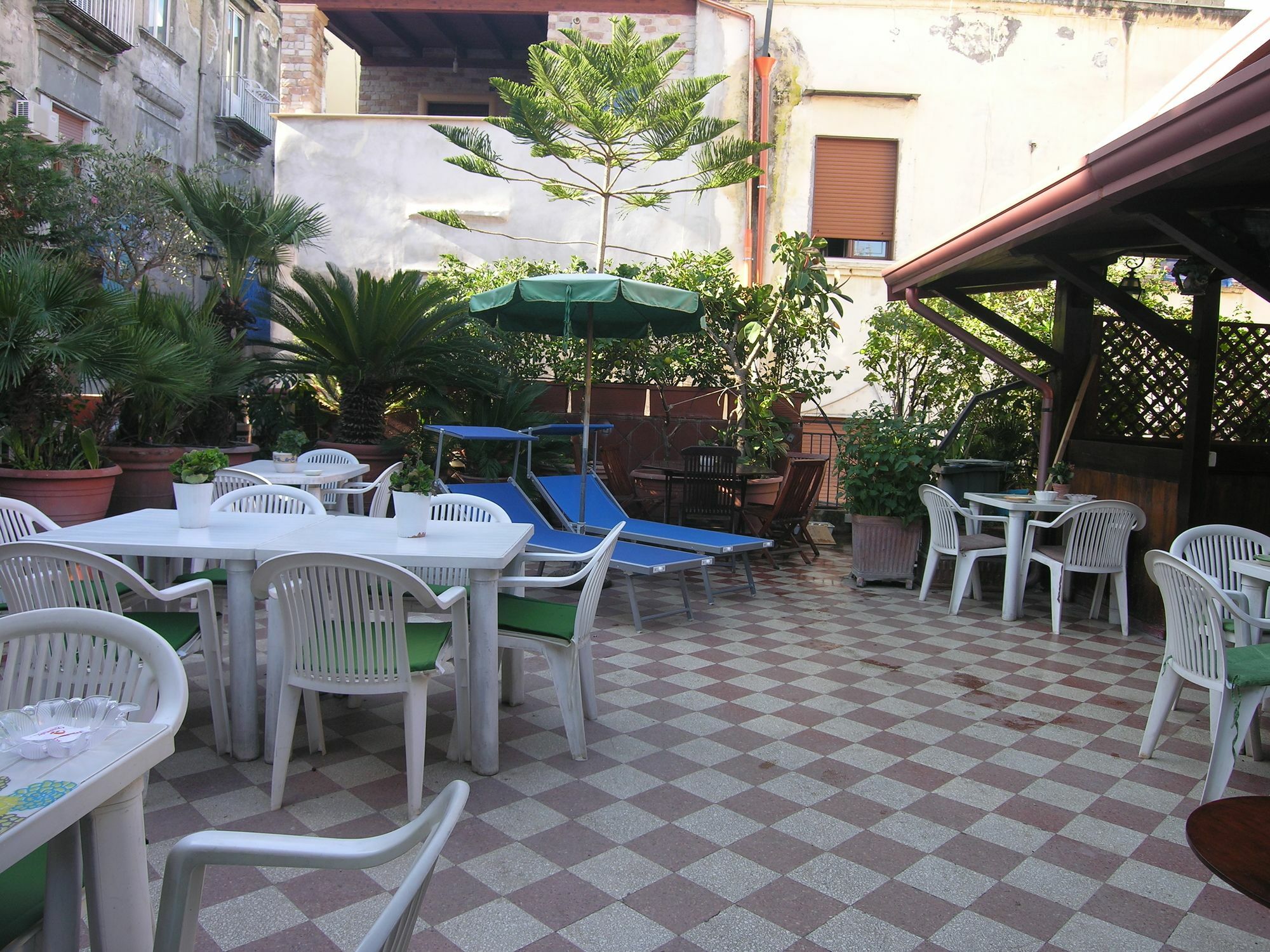 Hotel Toledo Napoli Esterno foto